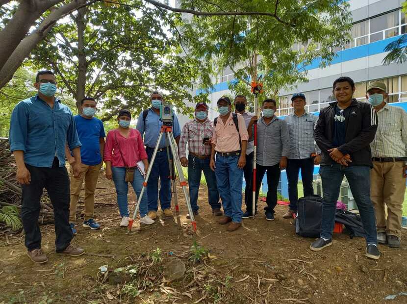 Finaliza Curso de Manejo de la Estación Total con UMAS