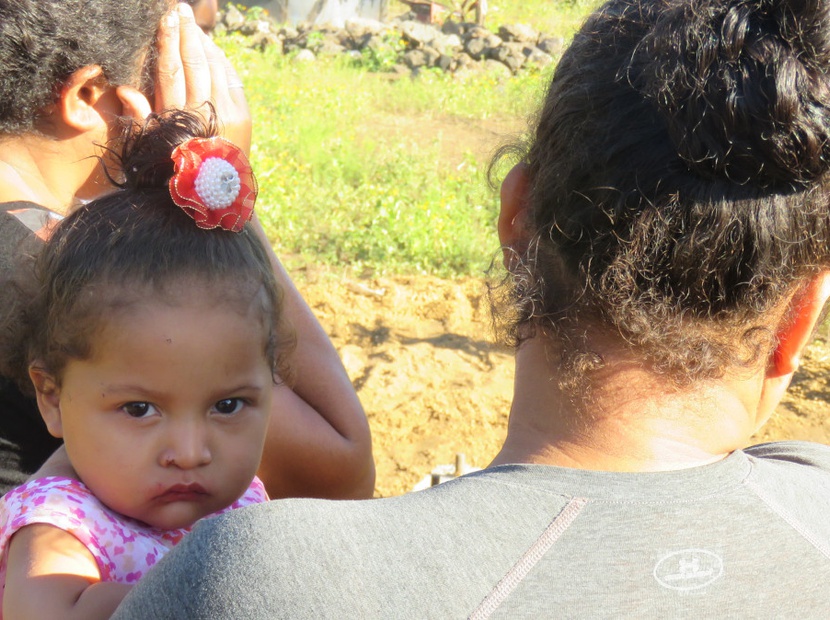 La niña y su mamá