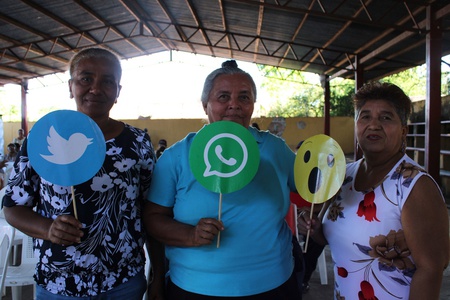 Representantes de los CAPS participando de las dinámicas