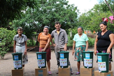 Entrega de Filtrones en El Jicaral