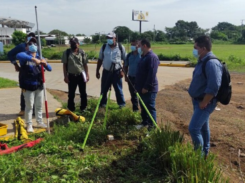 Manejo de la Estación Total con UMAS de Occidente