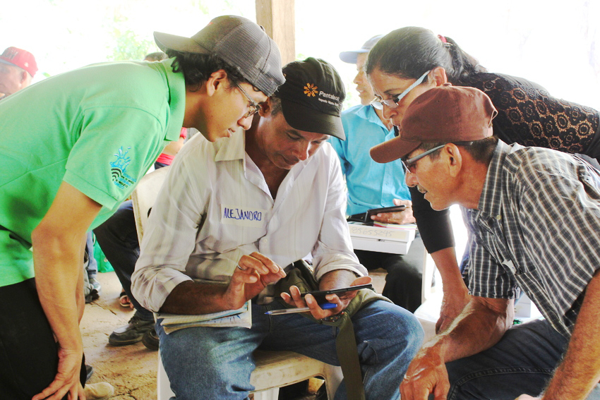 entrega Tablet a CAPS